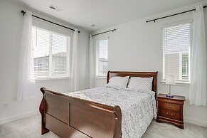 8 Mi to Denver Tech Center: Business-ready Retreat