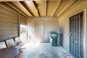3BR Home w/ Large Yard, Grill, Mountain Views