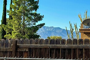 3BR Home w/ Large Yard, Grill, Mountain Views