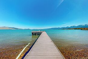 Waterfront Condo W & Dock Access