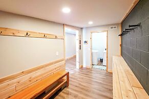 Expansive Lewiston Lodge w/ Private Bowling Alley!