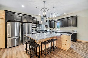 Expansive Lewiston Lodge w/ Private Bowling Alley!