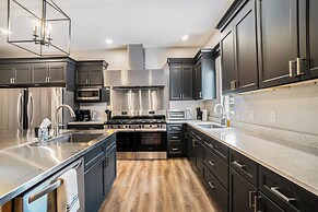 Expansive Lewiston Lodge w/ Private Bowling Alley!