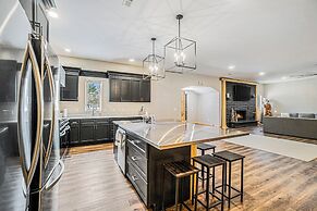 Expansive Lewiston Lodge w/ Private Bowling Alley!