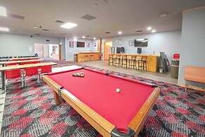 Expansive Lewiston Lodge w/ Private Bowling Alley!