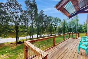 River-view Home w/ Fire Pit & Grill!