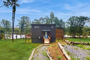 River-view Home w/ Fire Pit & Grill!