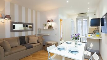 Rental in Rome Vittoria Apartment
