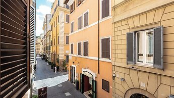 Rental in Rome Vittoria Apartment