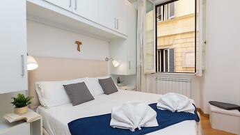 Rental in Rome Vittoria Apartment