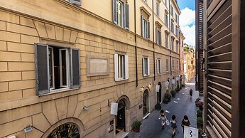 Rental in Rome Vittoria Apartment