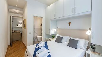 Rental in Rome Vittoria Apartment