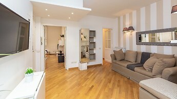 Rental in Rome Vittoria Apartment