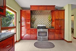 Serenity Villa - 4bd by Zenbreak