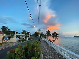 Trade Winds Restaurant & Guesthouse