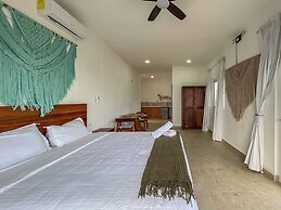 Arenika Beach House