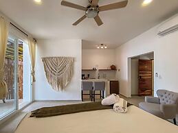Arenika Beach House