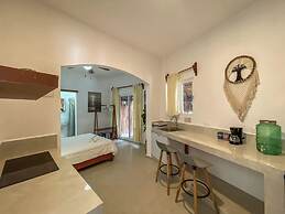 Arenika Beach House