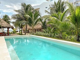 Arenika Beach House
