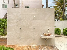 Arenika Beach House