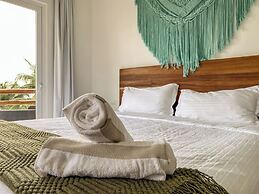 Arenika Beach House