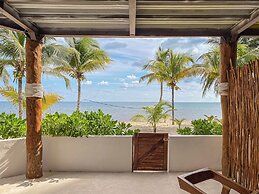 Arenika Beach House