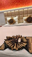 Hotel Radharani Palace