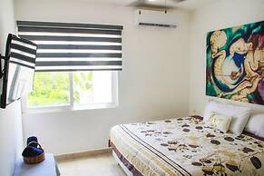 Stylish Studios with Rooftop Pool