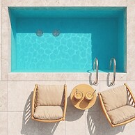 Gloria Luxury Suites