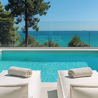 Gloria Luxury Suites