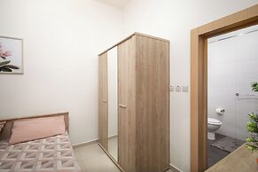 Modern 2 BR Apartment with AC - Near Sea