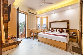 Hotel Admire Inn Sec - 44 By ASPL