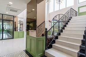 Finn Hotel