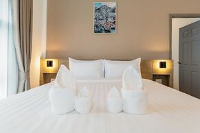 Finn Hotel