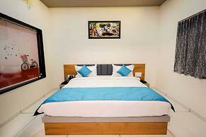 Hotel The Premier Somnath