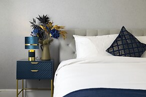 Harbour Hub Hotel