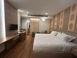 FERNWOOD HOTELS AND RESORTS