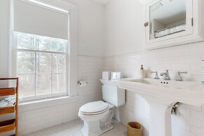 Dog-friendly Copake Home w/ Sauna!
