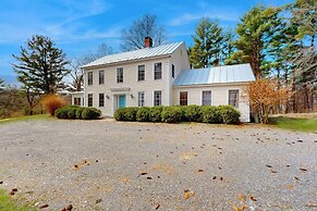 Dog-friendly Copake Home w/ Sauna!
