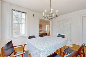 Dog-friendly Copake Home w/ Sauna!