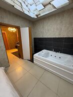 Royal Fsm Suites