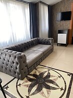 Royal Fsm Suites