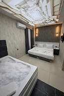 Royal Fsm Suites