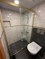 Royal Fsm Suites