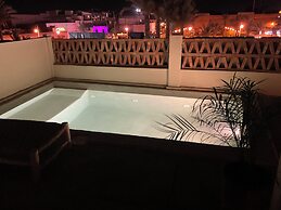 Riad Al Muhandiz
