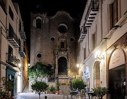 BM SUITES CEFALU'