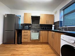 3 Bedroom House Near Arena