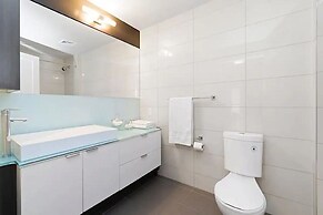 Sky Suites at Front