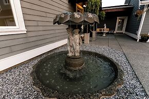 Blue Horizon Mountain Retreat B&B