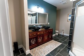 Blue Horizon Mountain Retreat B&B